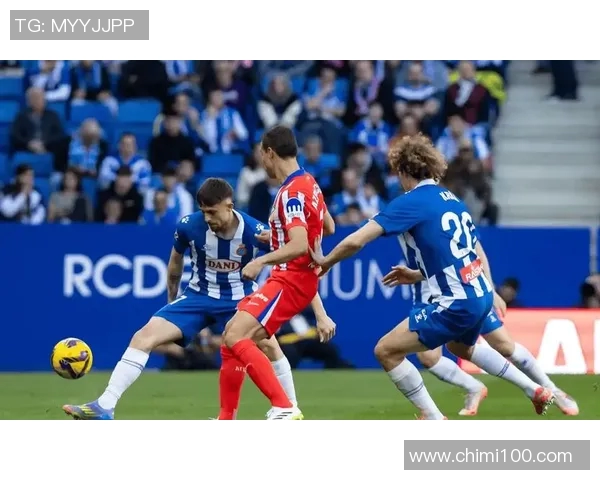 皇马后防线严阵以待，西班牙人主场告负，皇马音讯灿烂，西甲争冠风波升温